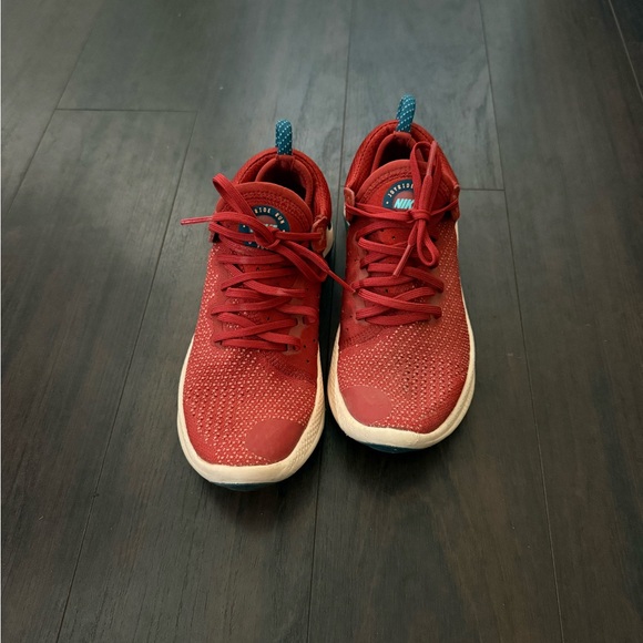 Nike Joyride Run Flyknit Women's Running Shoe - Picture 3 of 5